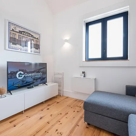 Hiddengem - Cotton Strings * Oporto